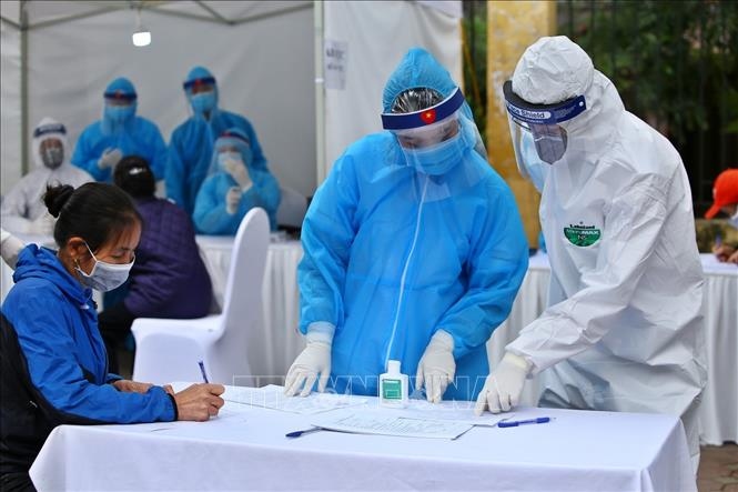 Không khai báo y tế khi trở lại Hà Nội làm việc sau Tết sẽ bị xử phạt như thế nào?